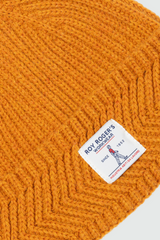 KNITTED BEANIE HAT