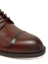 Boss Derby shoes in leather with cap toe
