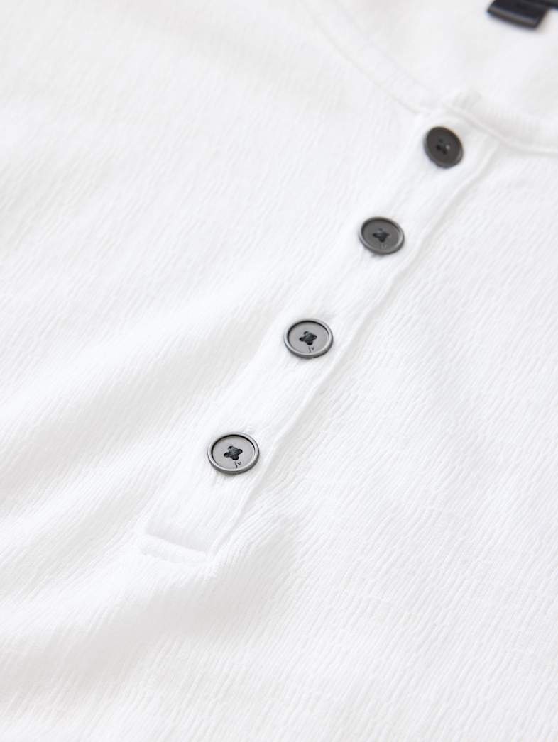 John Varvatos Walden Henley in Broken Stitch