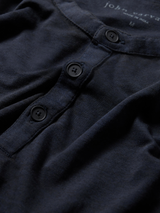DUKE SHORT SLEEVE HENLEY IN BURNOUT