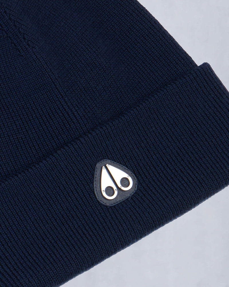 Moose Knuckles Parnis Beanie in Navy